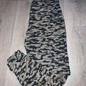 Army joggers
